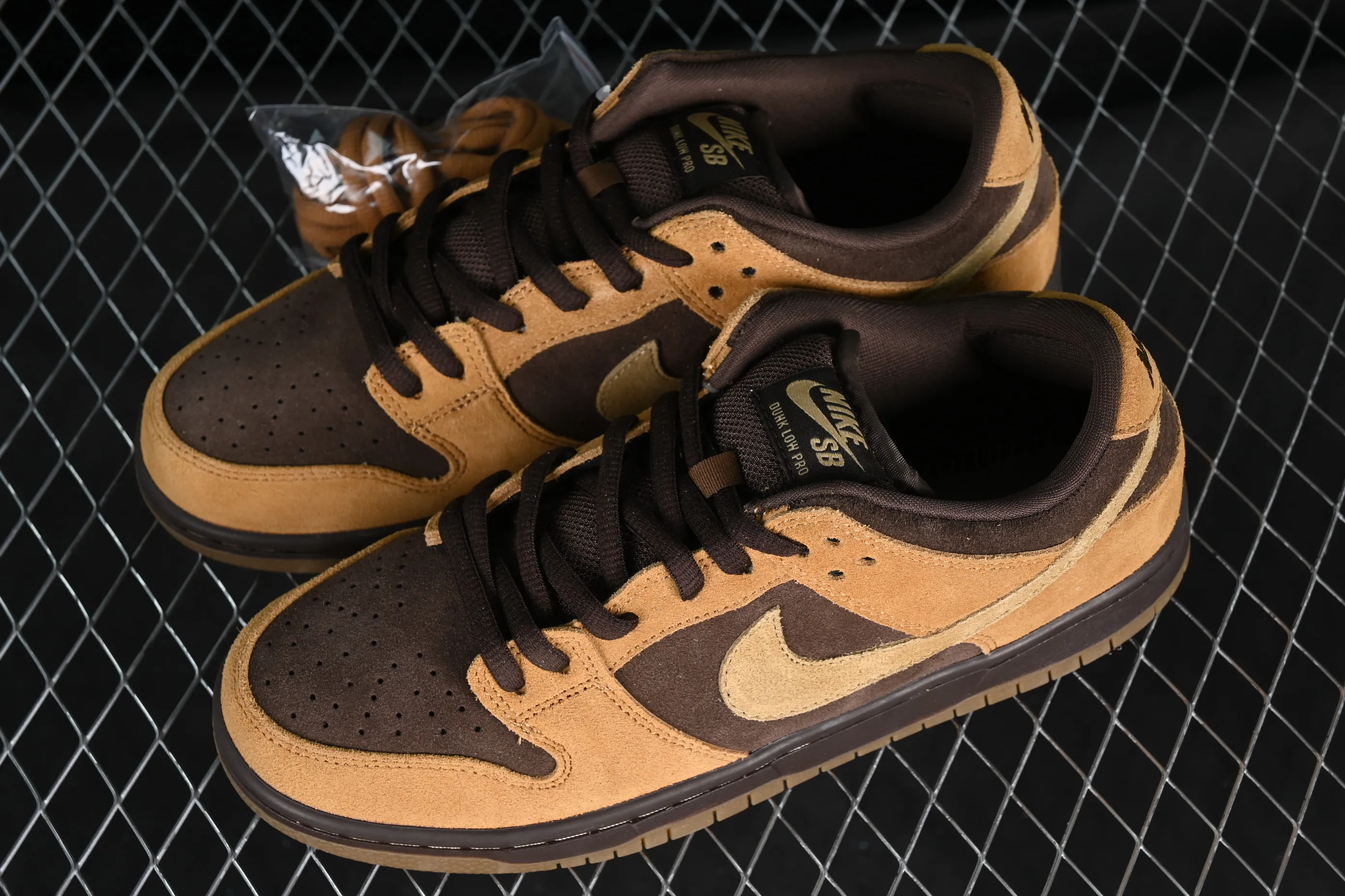 All categories Nk SB Dunk series Nk SB Dunk Low low-top sneakers Nk SB Dunk Low Pro SB smashed backboard fashion casual sneakers 304292-221